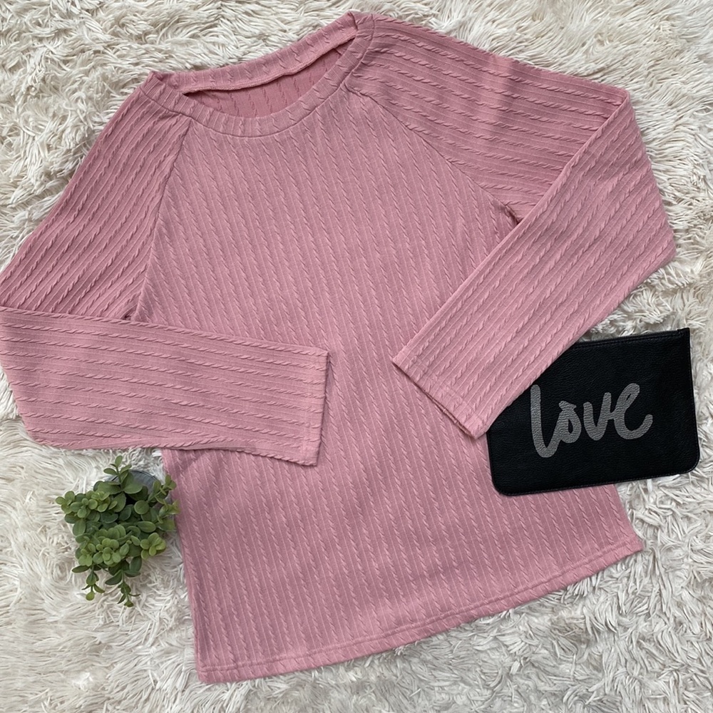 Boutique Cable Pattern Top 💗 Pink